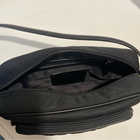 Coach Black Shoulder Bag with Front Zip Pocket - Picture 10 of 11